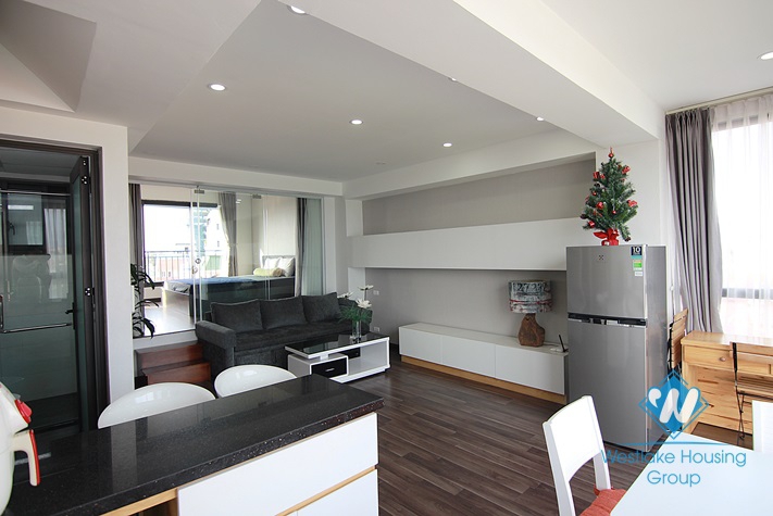 Lake view penthouse apartment for rent in Tay Ho, Hanoi